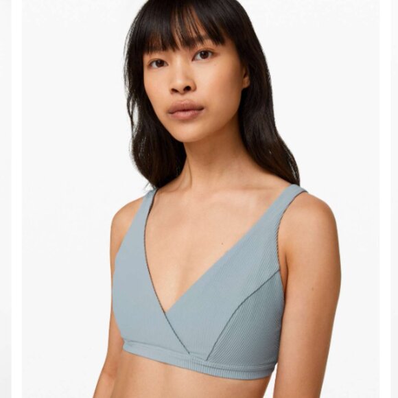 Lululemon Chambray Clear Water Bikini Top size 10 - Picture 2 of 9